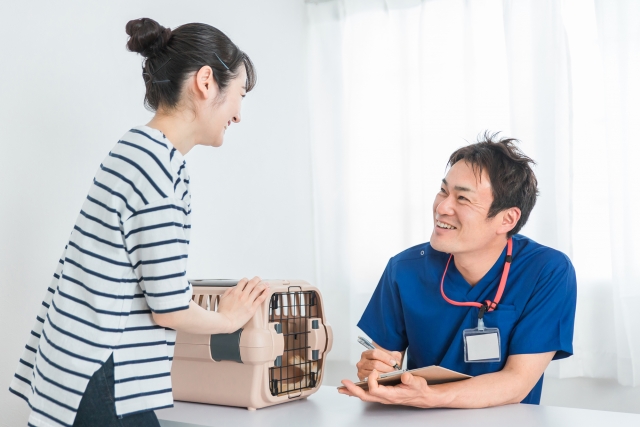 笑顔で診察巣ry獣医師